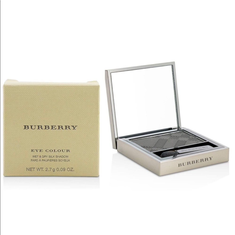 Burberry Sheer Eye Shadow Black